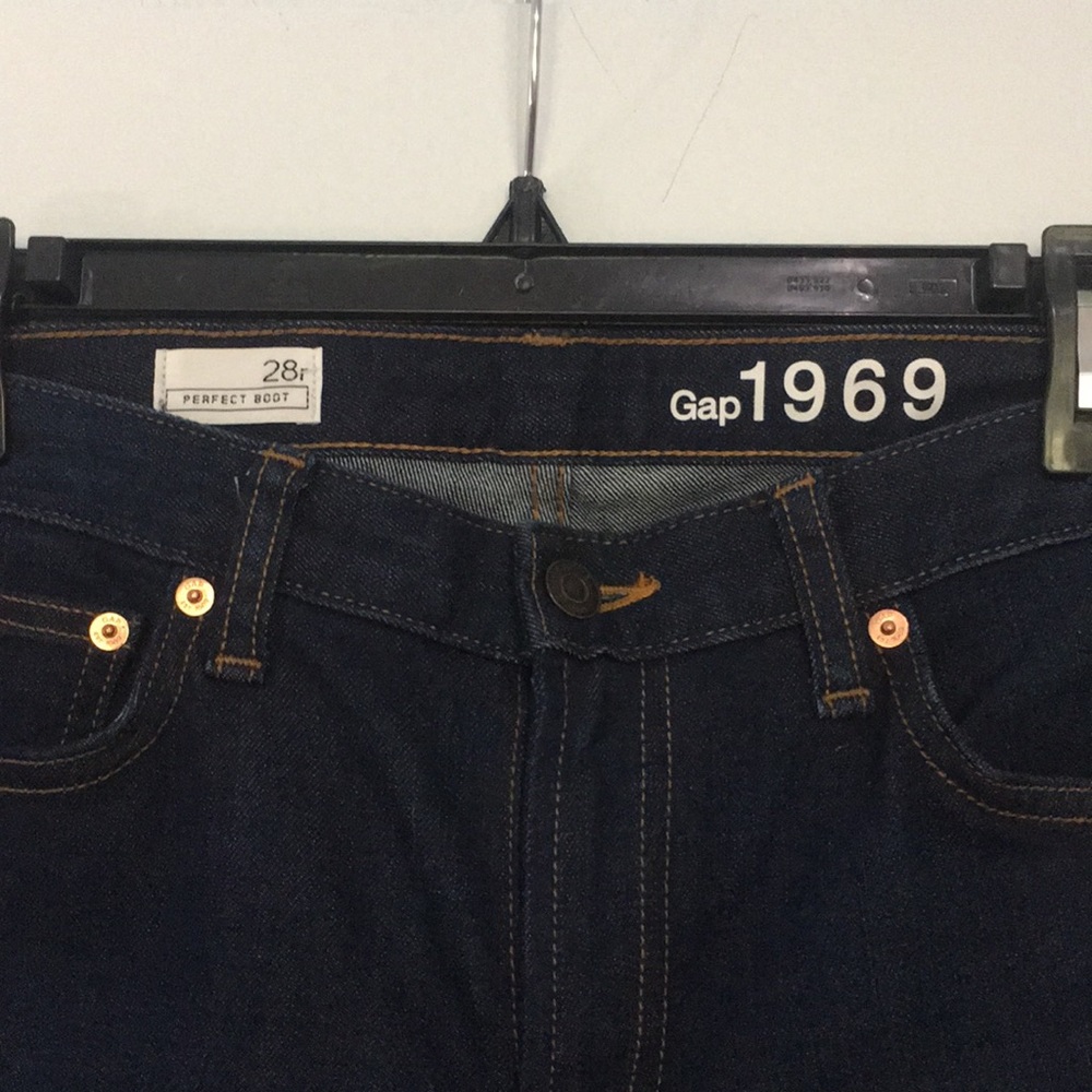 Gap 1969 Jeans - Picture 2 of 2